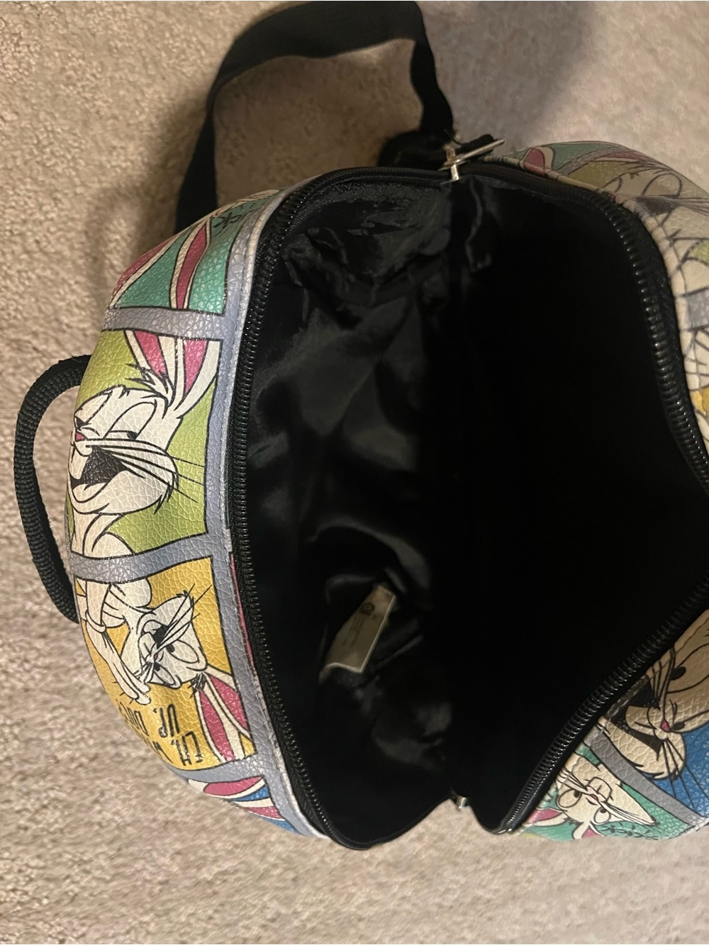 Bugs Bunny Comic-Print Mini Backpack – Multicolor - Picture 6 of 6